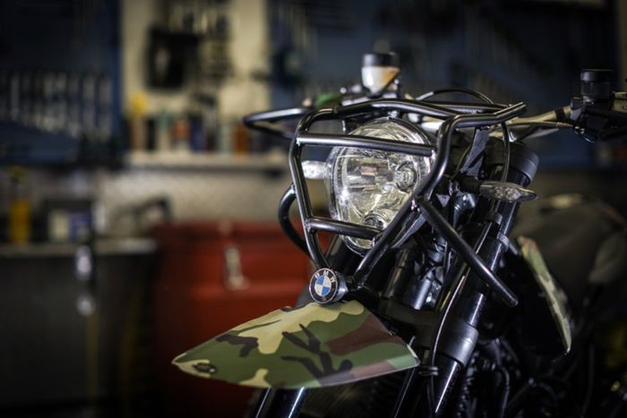 BMW R1200GS custom street tracker dari Tony&rsquo;s Toy Custom Motorcycles