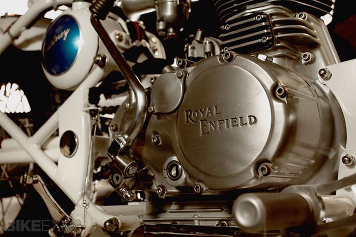 Tampilan mesin Royal Enfield Bullet Electra custom bobber dari Old Empire Motorcycles