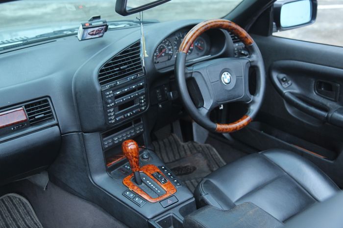Interior cuma tambah OBD 18 tombol dan wood panel