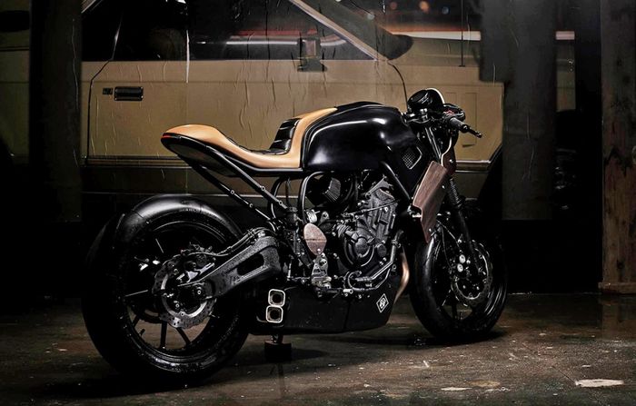Tampak belakang Yamaha XSR700 custom dari George Woodman Garage