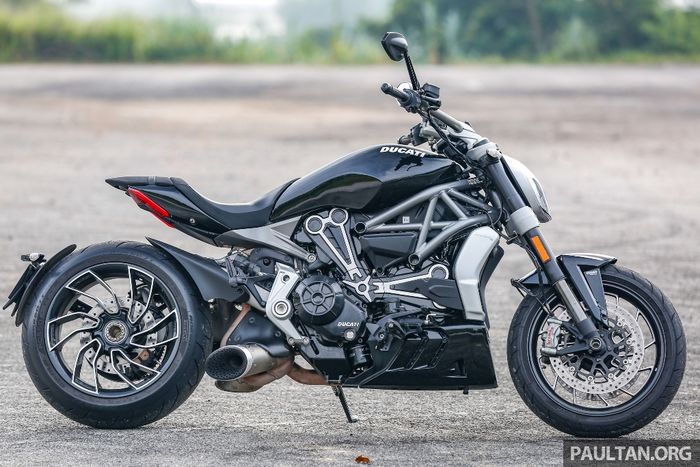 Tampilan standard Ducati XDiavel S 2017