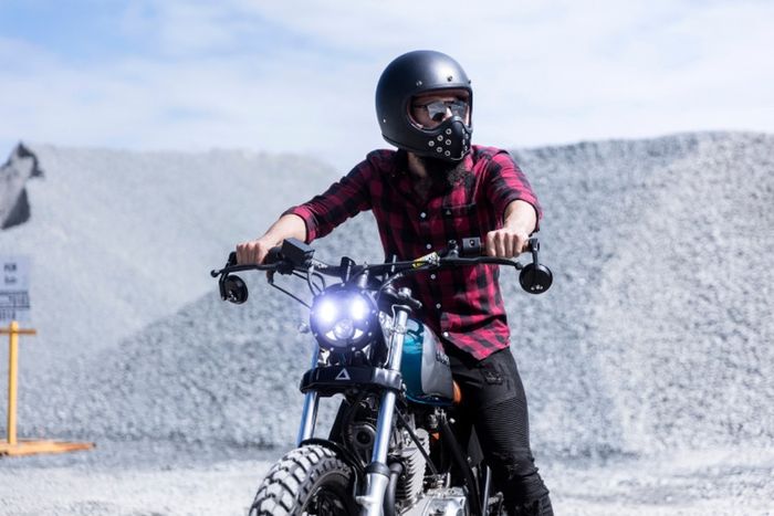 Suzuki GN250 scrambler dari Purpose Built Moto