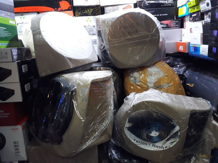 Rumah subwoofer custom fit juga ada di Taman Puring