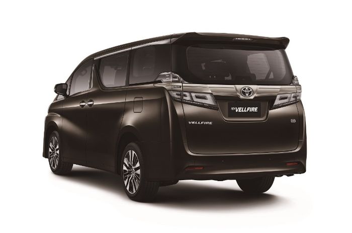 Toyota Vellfire hanya tersedia dalam satu varian yakni 2.5G