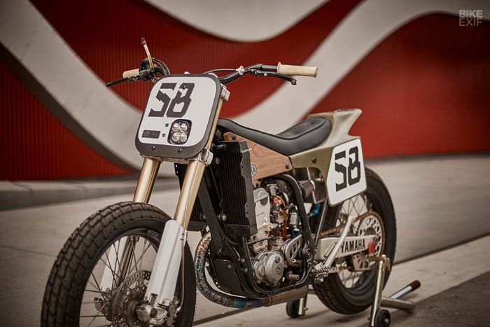 Yamaha WR400F custom tracker dari Pista Design