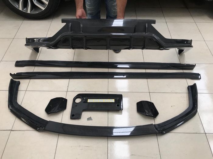 Add-on carbon untuk Honda Civic Turbo