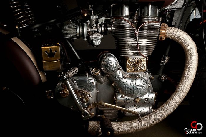 Blok mesin kanan Royal Enfield Bullet 500 1994 custom bobber besutan Marco Moller