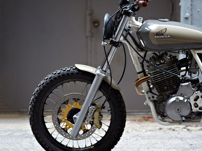 Honda XR650 custom besutan Daniel Peter