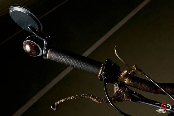 Gaya handle setang Royal Enfield Bullet 500 bobber besutan Marco Moller