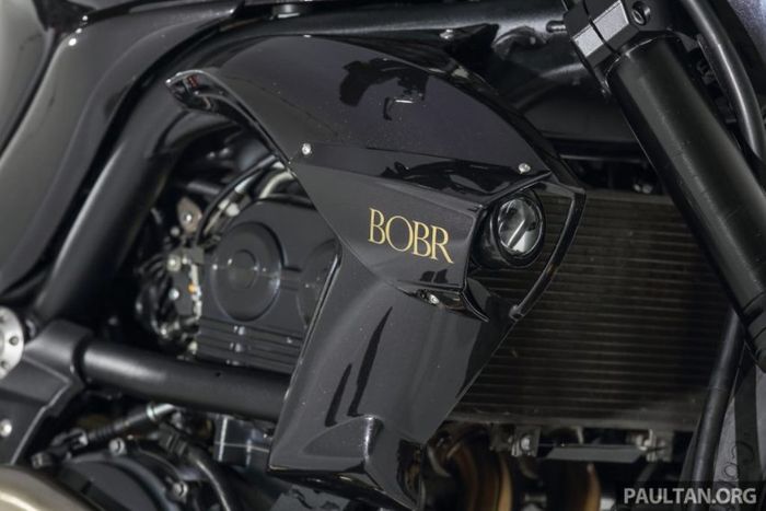 Kawasaki ER-6n custom bobber garapan Kenny Yeoh