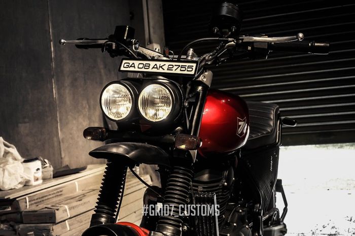 Royal Enfield Himalayan custom scrambler besutan Grid7 Customs