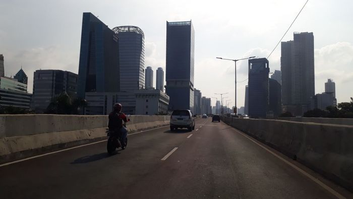 Deretan Mobil Kuno di Galeri Milik Hartawan Hauwke Setjodiningrat di Kawasan Kemang