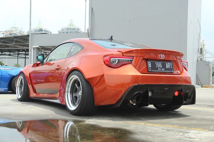 Toyota 86 pertama yang pakai bodykit Aimgain X Stancenation GT ver. 2 di Indonesia