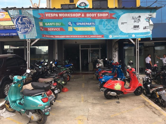 Scooter Jam. Bengkel spesialis Vespa dan Piaggio