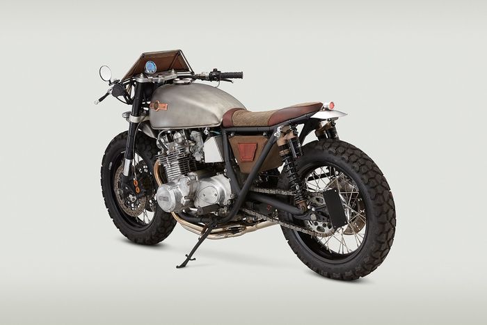 Kawasaki KZ1000 custom hasil garapan Classified Moto