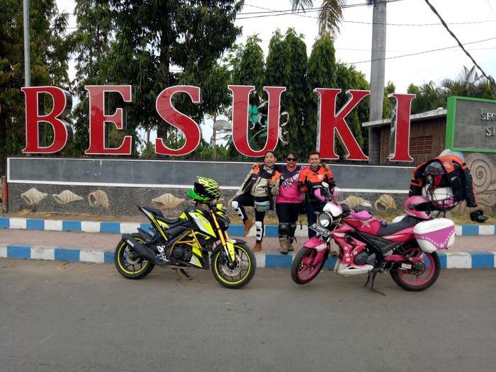 Lady biker turing dari Klaten-NTB