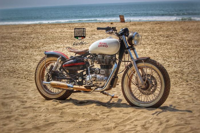 Royal Enfield Bullet 500 custom beach tracker dari Inline3 Custom Motorcycles