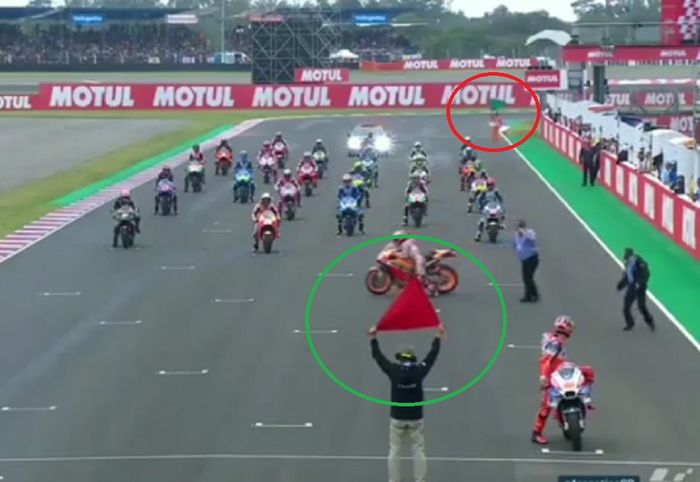 Dua bendera, merah dan hijau, sudah berkibar jelang balap MotoGP Argentina