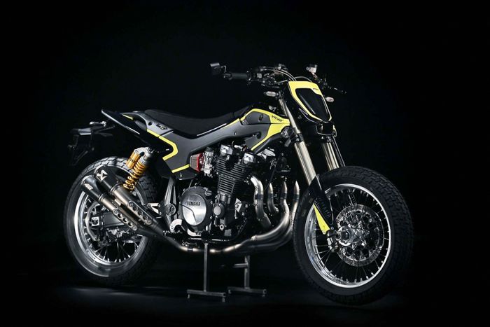 Yamaha XJR1300 modif supermoto garapan VR46 Riders Academy