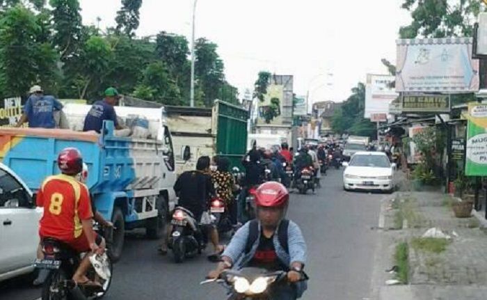 Ilustrasi macet versi dunia nyata