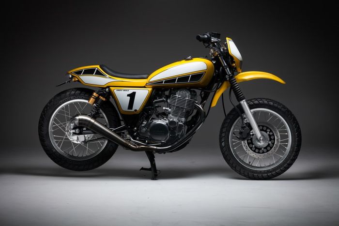 Yamaha SR400 &ldquo;Indy Mile&rdquo; modif street tracker garapan Gasolina