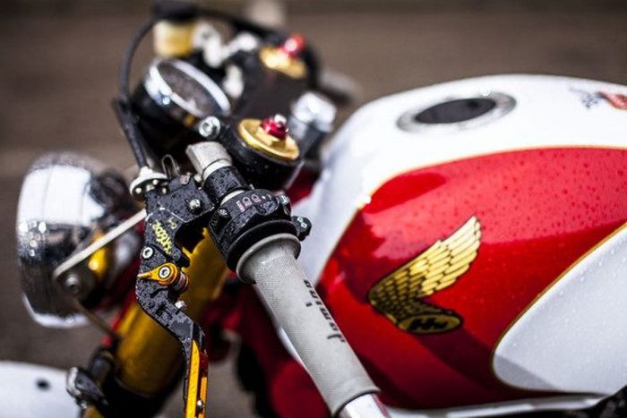 Honda Shadow 400 custom cafe racer besutan XTR Pepo