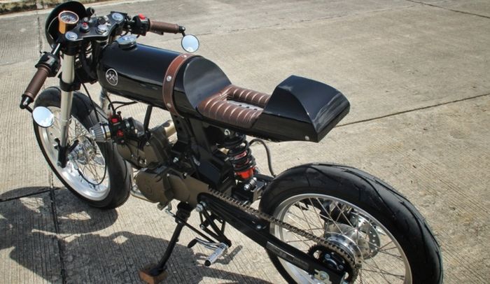 Pocket bike Moto Rusi 110 custom cafe racer besutan Iron Macchina Custom