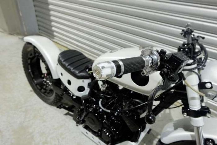 Yamaha SZR150 custom modern chopper besutan B3 Customs