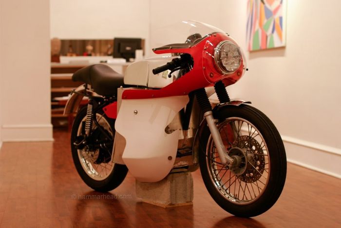 Royal Enfield Bullet yang dirombak jadi motor listrik oleh Hammerhead