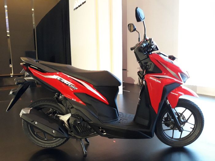 Tampak samping Honda New Vario 125