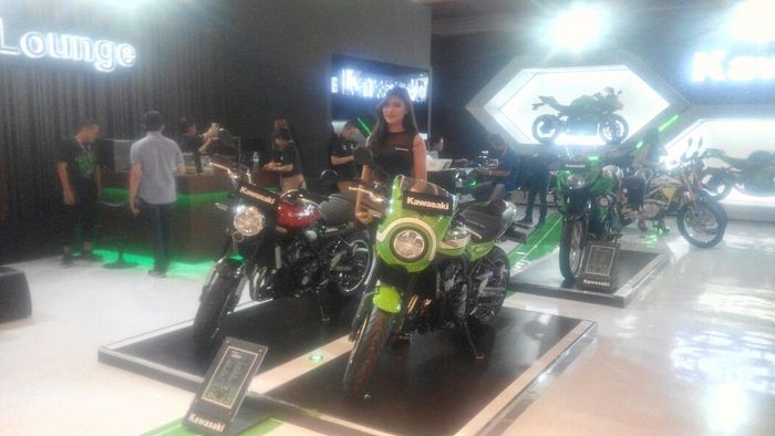 Motor-motor yang dipamerkan Kawasaki pada pameran otomotif di Kemayoran