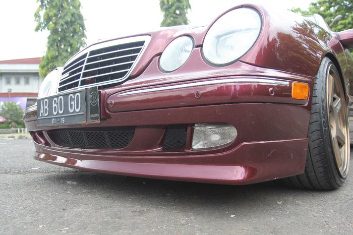 Add-on Brabus depan