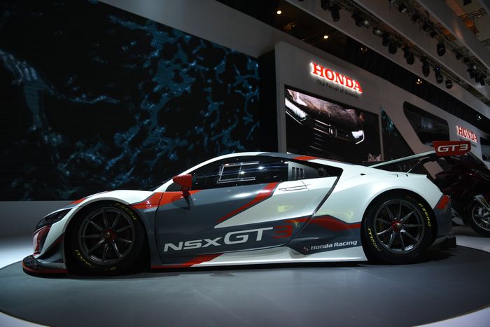 Honda NSX GT3 di pameran otomotif Kemayoran