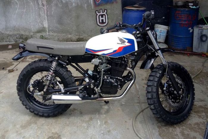 Honda Tiger 2004 Modifikasi Scrambler