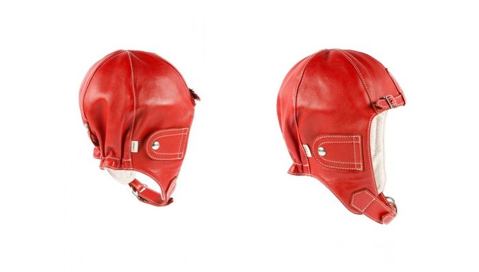 Chapal Leather Driver&rsquo;s Helmet - red