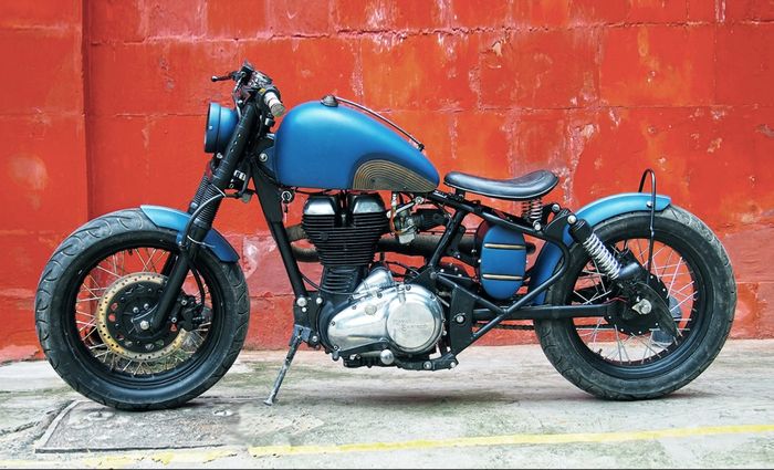 Royal Enfield Bullet Electra 350 custom bobber dari Bull City Customs