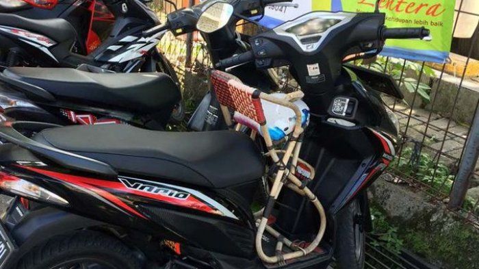 Jok tambahan anak pada motor