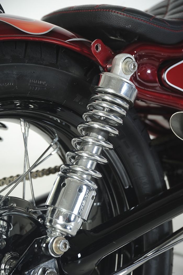 Dengan suspensi belakang berkendara lebih nyaman