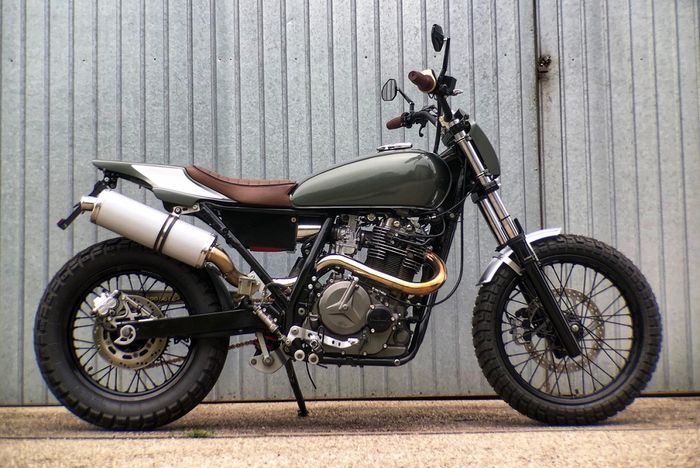 Suzuki DR 800 SL Big custom street tracker garapan Andreas Soeser