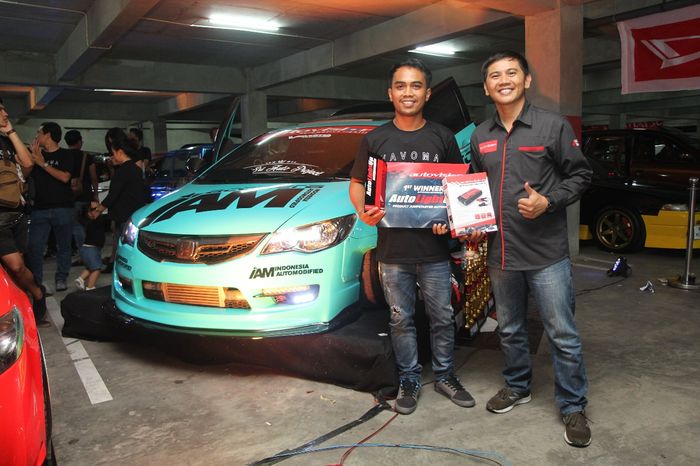 Juara 1 Autovision AutoLightUp 2018 kelas Enthusiast di Bali