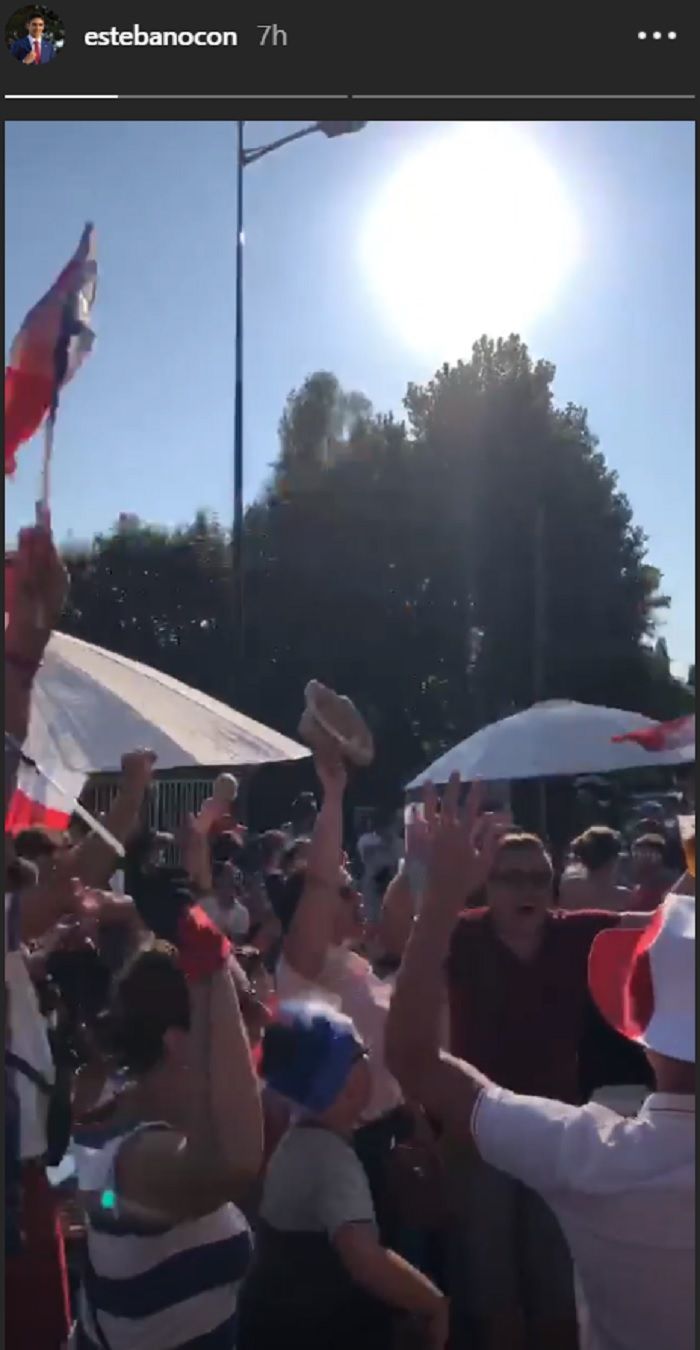 Pembalap F1 Esteban yang ikut memeriahkan Piala Dunia 2018