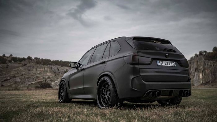 Buirtan BMW X5 hasil modifikasi Z-Performance