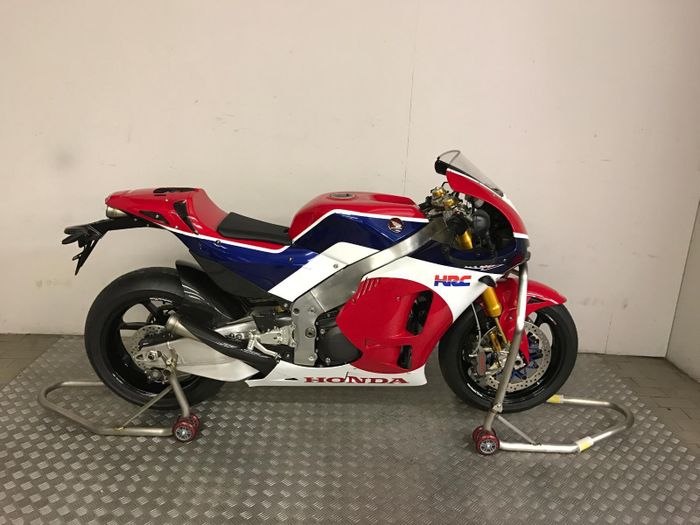 Unit Honda RC213V-S nomor urut 007 yang dijual di Inggris