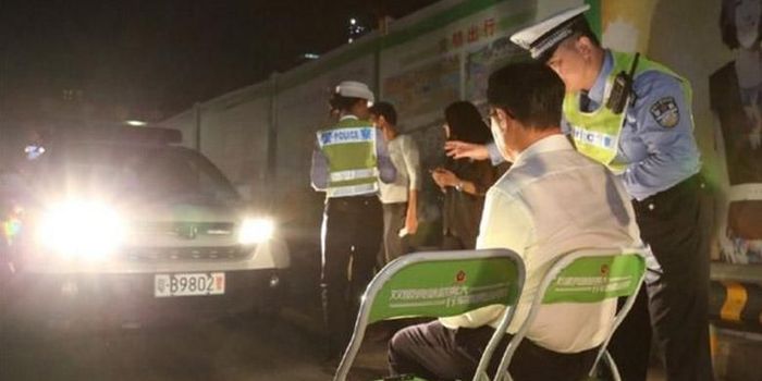 Hukuman bagi pengemudi yang asal menggunakan lampu jauh di China