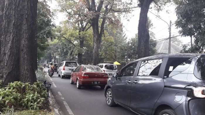 Ilustrasi Jalan Cipaganti, Bandung
