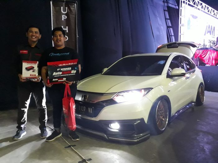 HOnda HR-V Champion di kelas enthusiast AutoLightUp 2018 Makassar