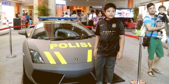 Ilustrasi mobil polisi di Indonesia