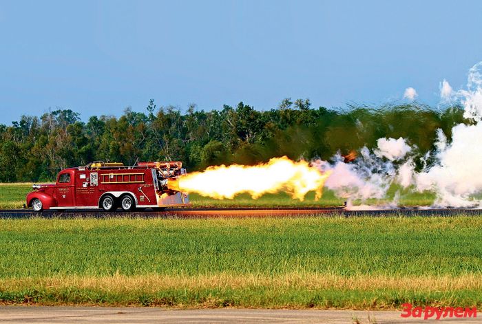 Ironis memang, Hawaiian Eagle jadi mobil pemadam kebakaran yang gampang bikin kebakaran