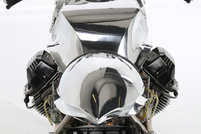 Moto Guzzi V11 Cafe Racer Titanium