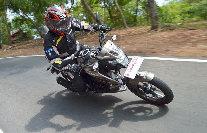 Suzuki GSX-150 Bandit punya handling baik